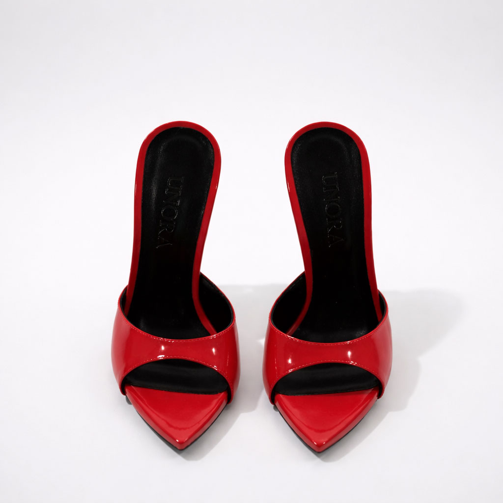 muli-rose-red-polish-5.jpg